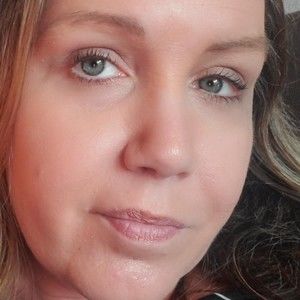 Meet your Posher, Connie